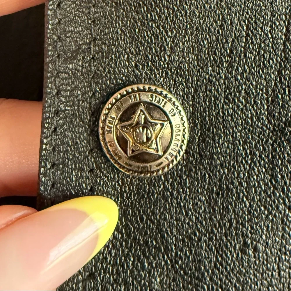 Vintage Black Leather Vest from Paragraff Clothing Co - Picture 3 of 5